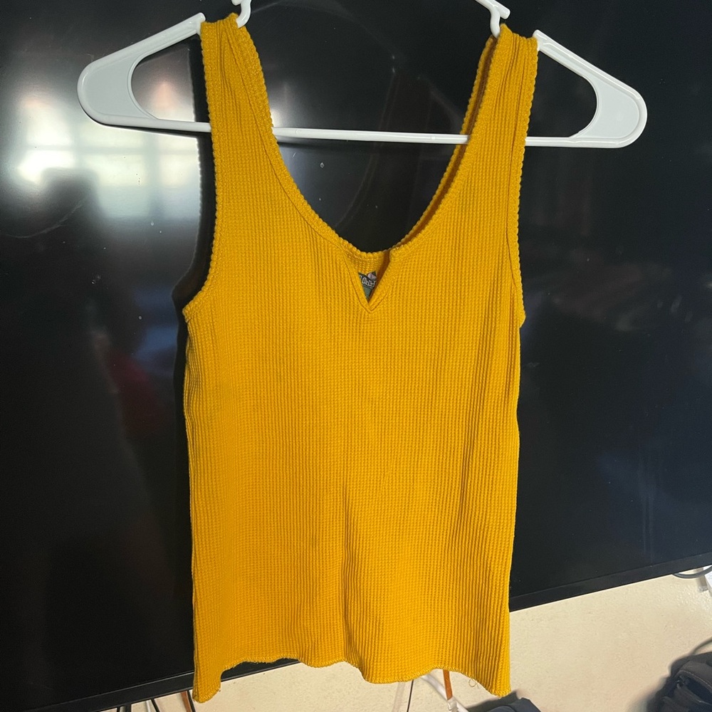 Yellow tank